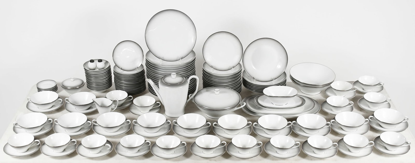 MCM ROSENTHAL "CONTINENTAL" CHINA (1 of 9)