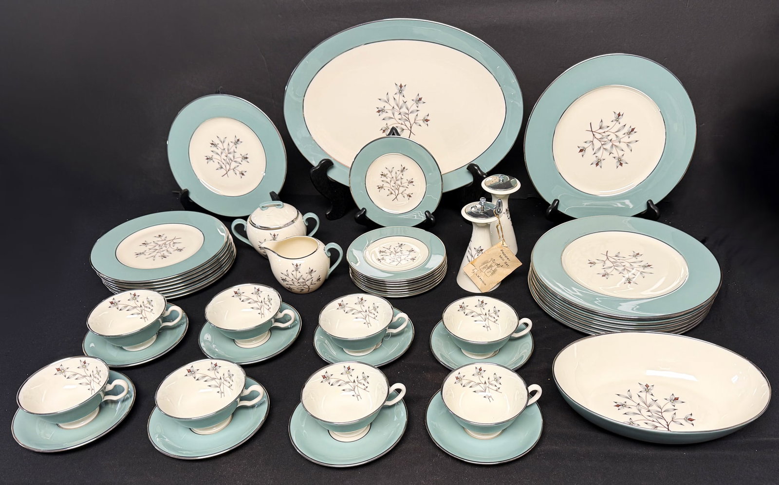 LENOX KINGSLEY CHINA SERVICE (1 of 1)