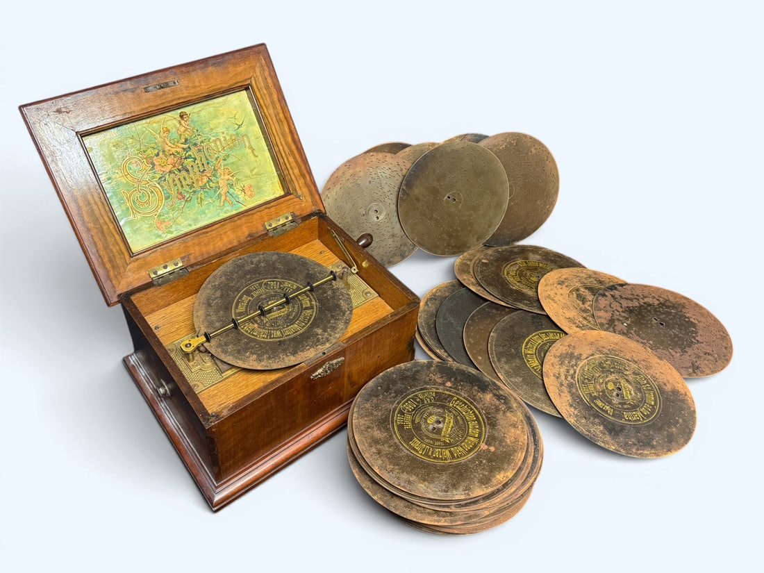 19TH-C. SYMPHONIAN DISC MUSIC BOX & 60+ DISCS (1 of 1)