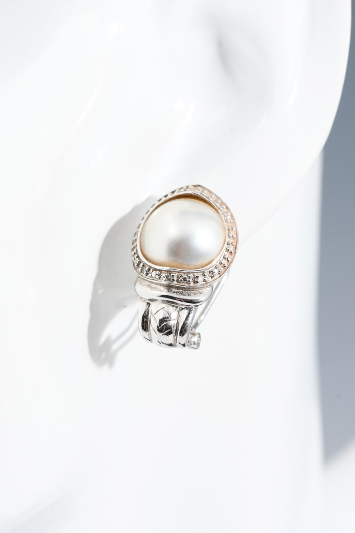 14K GOLD AND PEARL EARRINGS & DIAMONDS: 14K GOLD AND PEARL EARRINGS & DIAMONDS: