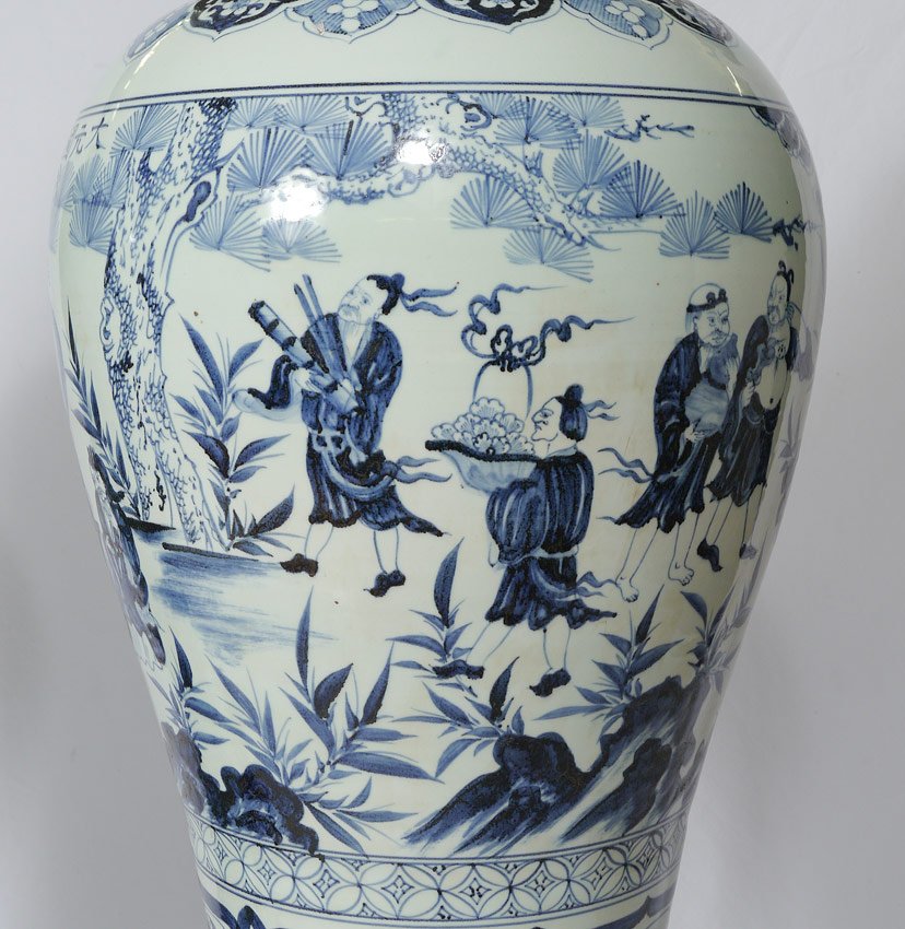 PAIR ORIENTAL BLUE & WHITE PALACE URNS - 4
