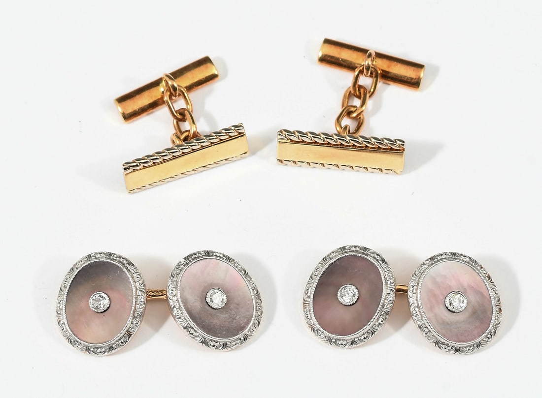 PAIR OF SETS OF CUFFLINKS (1 of 6)