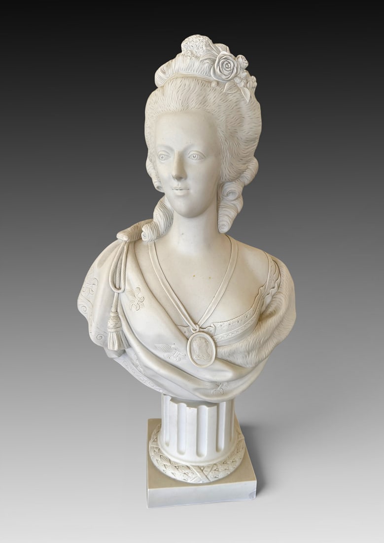 AFTER LECOMTE MARIE ANTOINETTE PARIAN BUST (1 of 2)