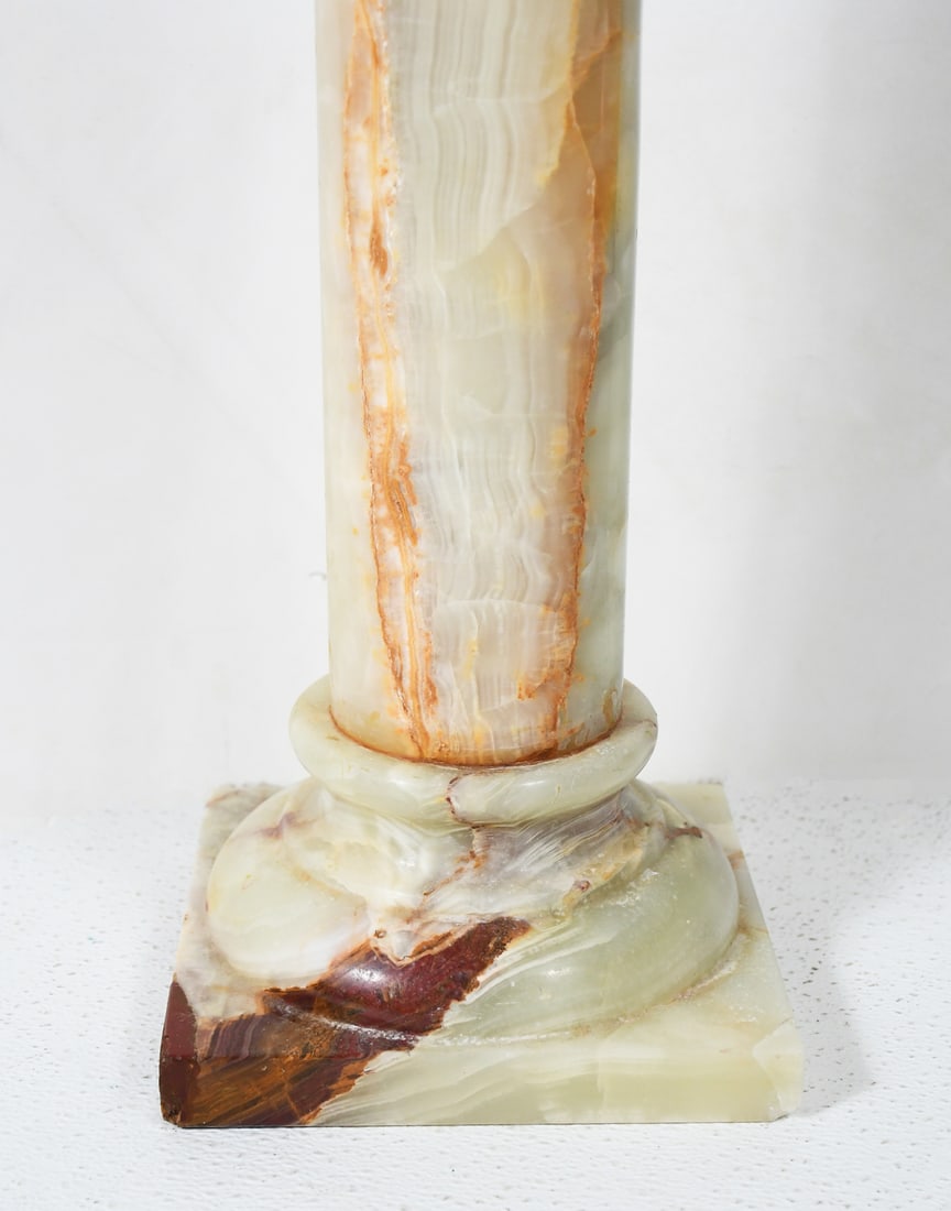 TURNED ONYX PEDESTAL - 3