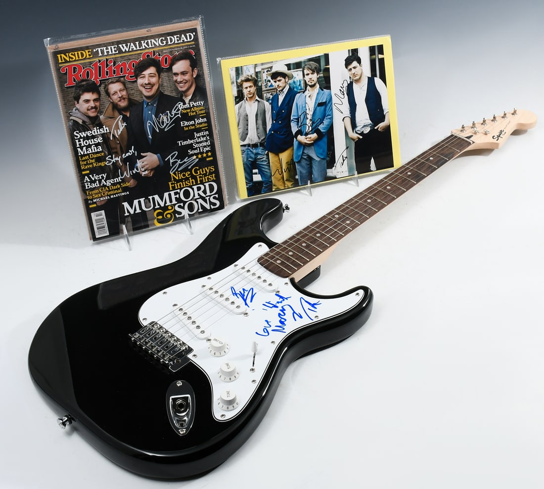 FENDER SQUIER GUITAR SIGNED BY MUMFORD & SONS (1 of 7)
