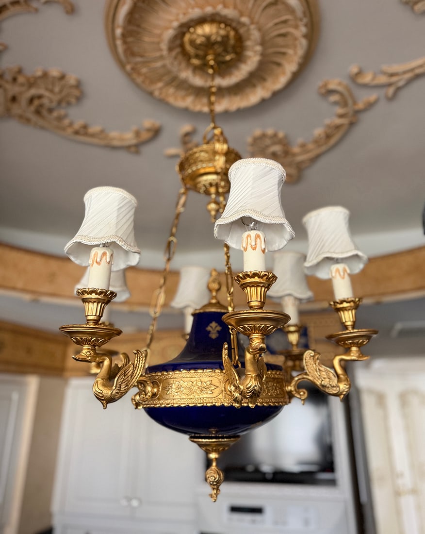 ITALIAN GILT BRONZE 6-LIGHT CHANDELIER (1 of 3)