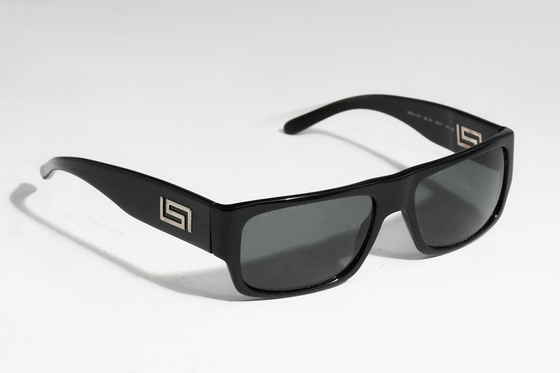 VERSACE SUNGLASSES (1 of 5)