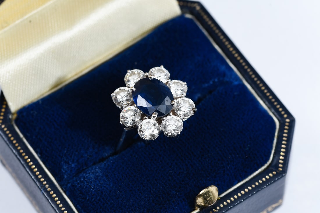 14K GOLD SAPPHIRE DIAMOND RING: 14K GOLD SAPPHIRE DIAMOND RING: