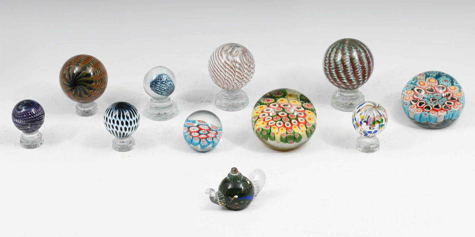 11 PC. ART GLASS PAPERWEIGHT & MARBLE COLLECTION (1 of 6)