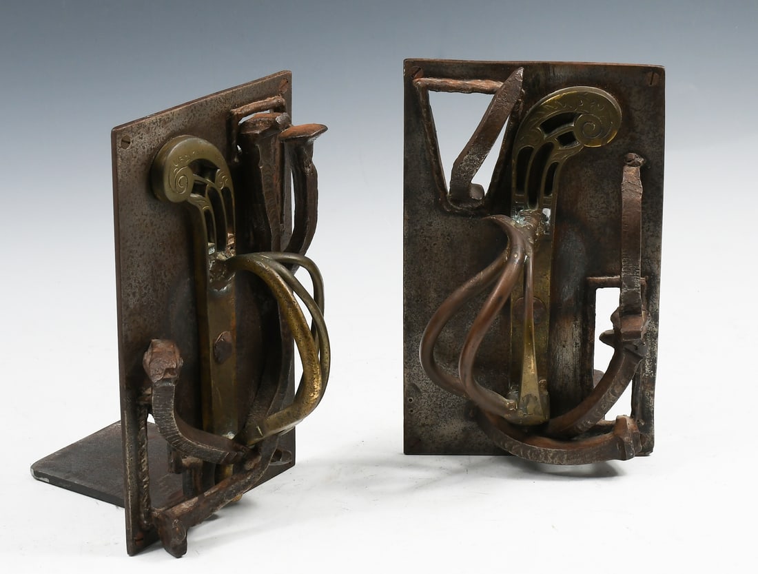 PAIR OF BRUTALIST WELDED METAL BOOKENDS (1 of 4)