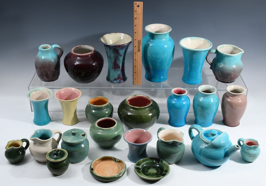 24 PC. NORTH CAROLINA PISGAH FOREST POTTERY (1 of 7)