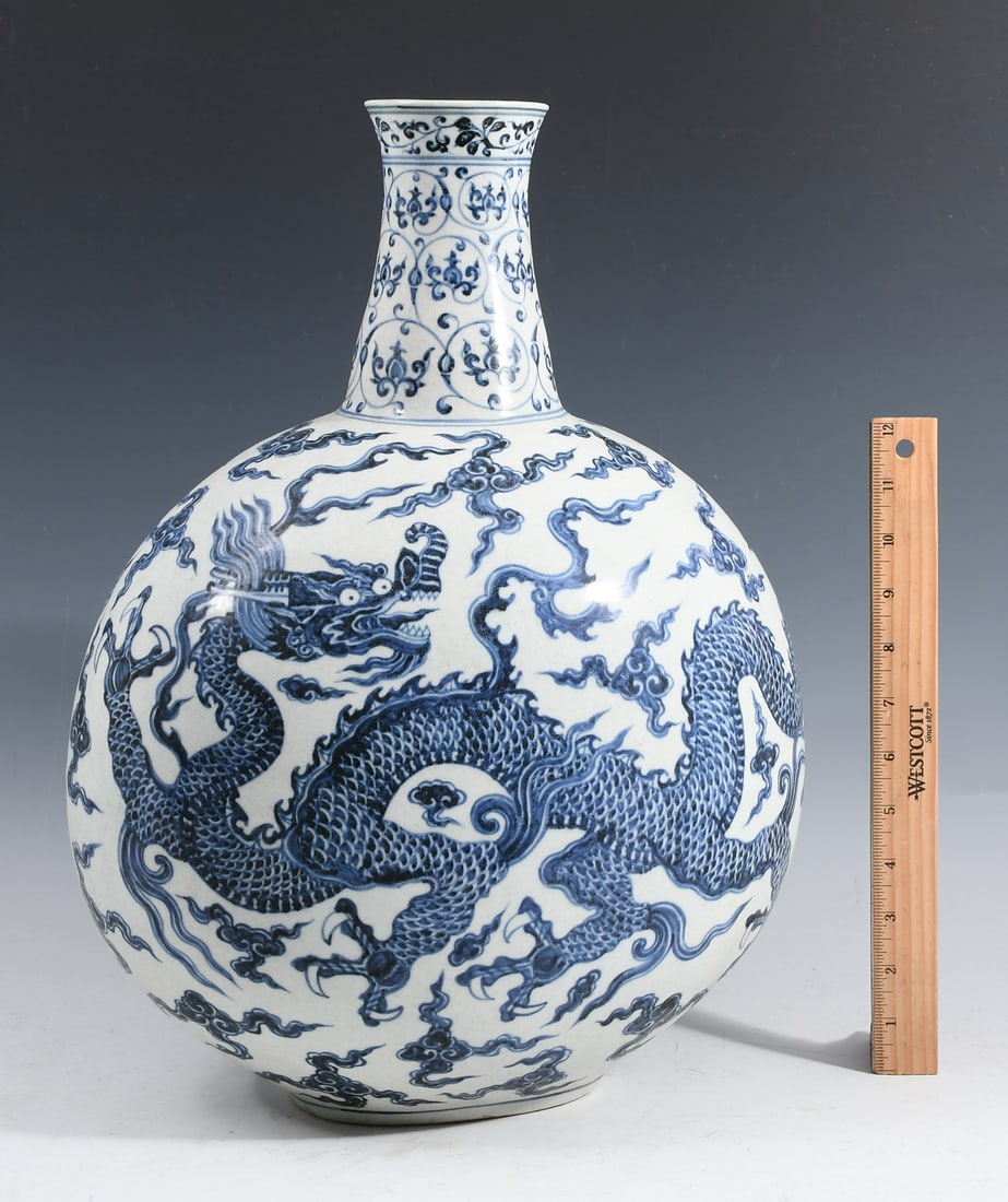 CHINESE BLUE & WHITE PORCELAIN DRAGON VASE (1 of 5)