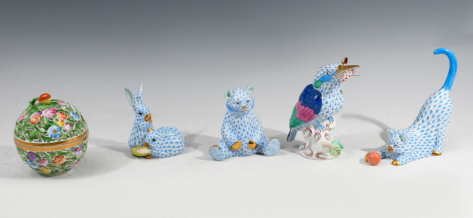 6 PC. HEREND FISHNET PORCELAIN FIGURES & BOWL (1 of 7)