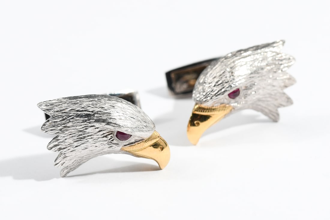 18K EAGLE CUFFLINKS (1 of 4)