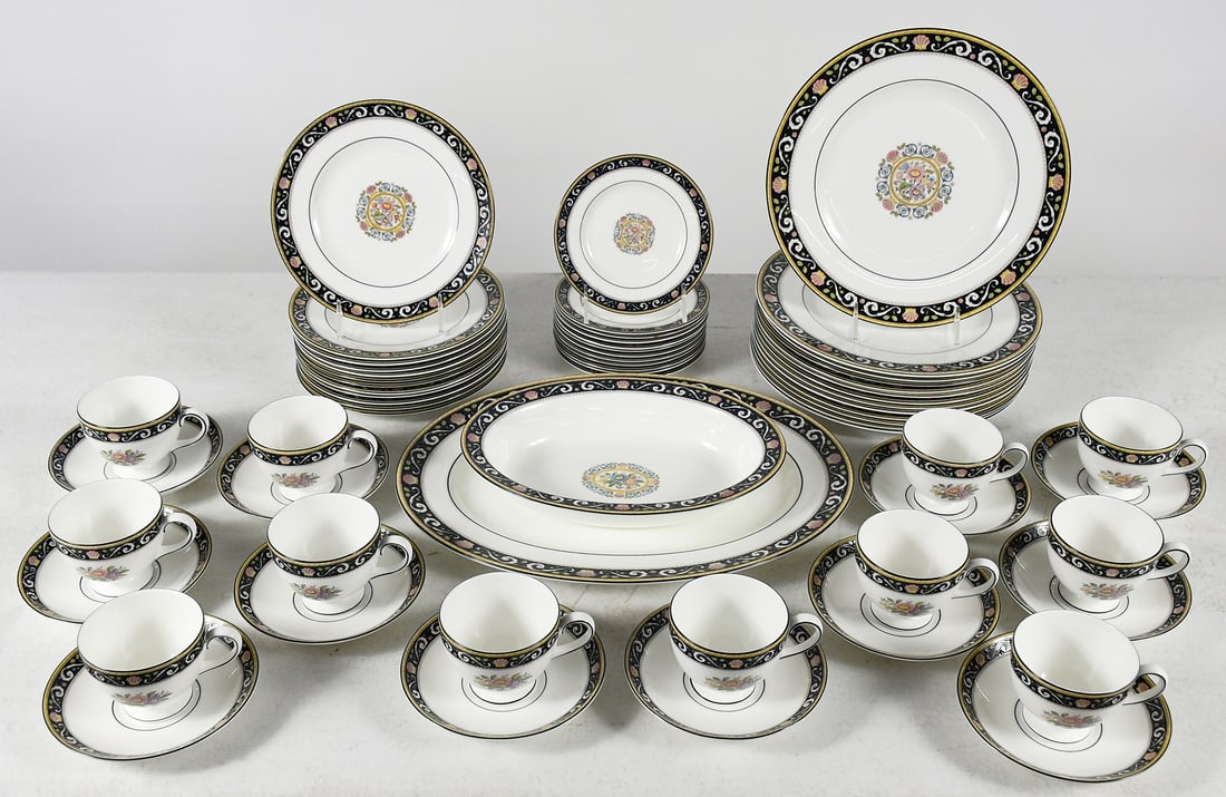 63PC. WEDGWOOD "RUNNYMEDE" CHINA (1 of 5)