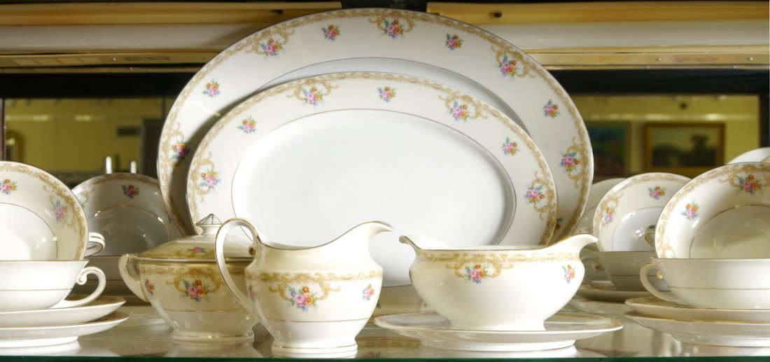 HW FLORAL CZECHOSLOVAKIAN CHINA SERVICE for 12: HW FLORAL CZECHOSLOVAKIAN CHINA SERVICE FOR 12: Approx. 79 pieces in a floral rim pattern by unknown Czech maker HW to include 12 plates (10"), 12 salad plates (6 3/8"), 12 dessert bowls, 12 handled c