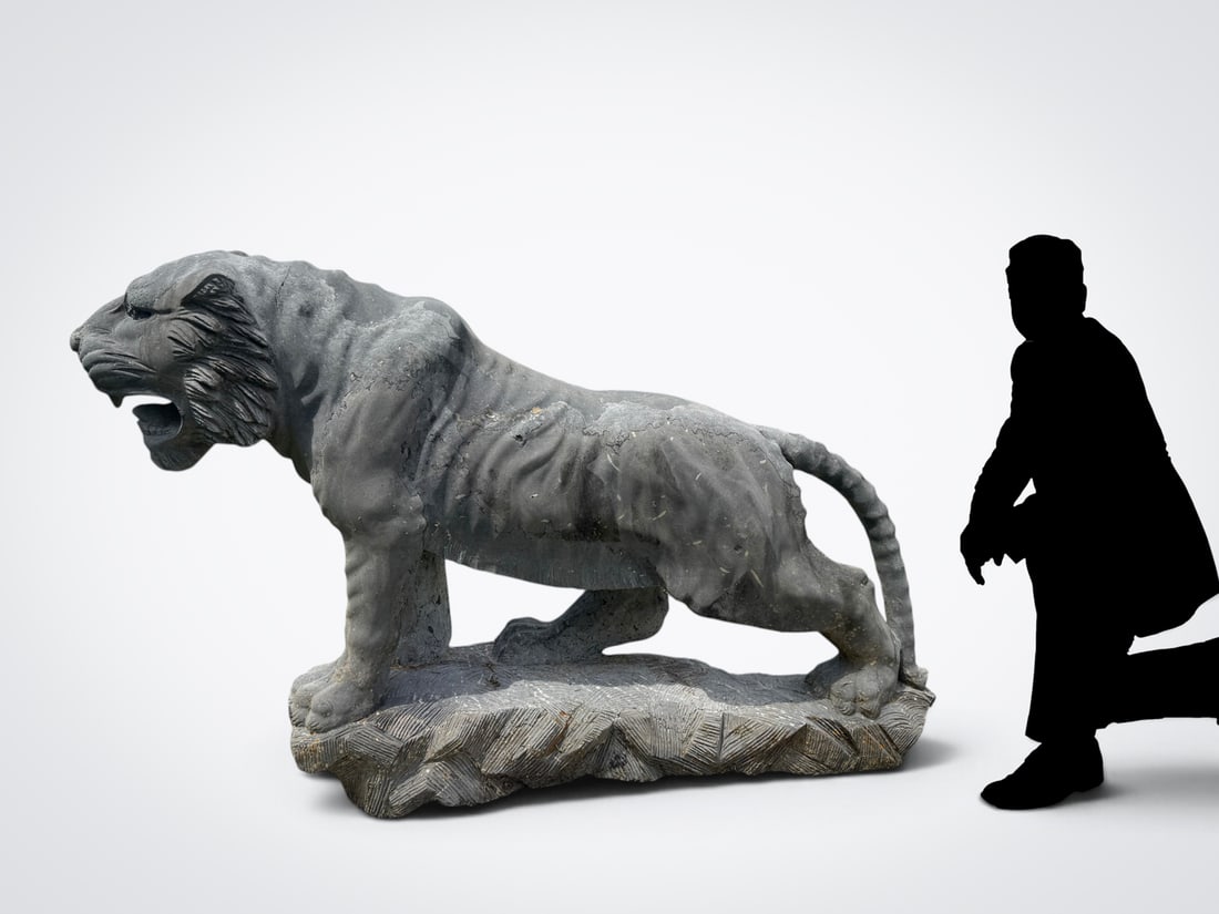 LARGE CAST METAL TIGER (1 of 1)