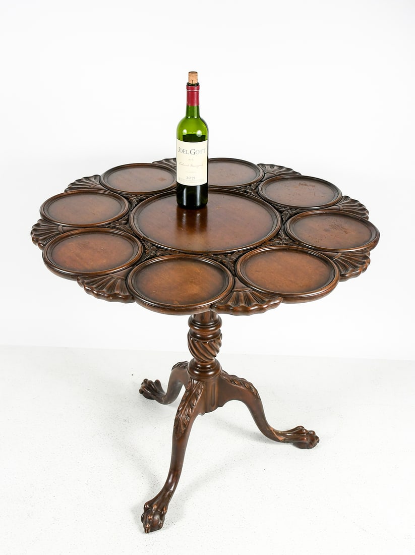 CHIPPENDALE STYLE TILT TOP SUPPER TABLE (1 of 6)