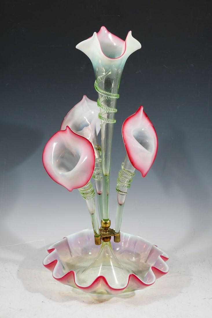PINK & VASELINE GLASS EPERGNE (1 of 4)