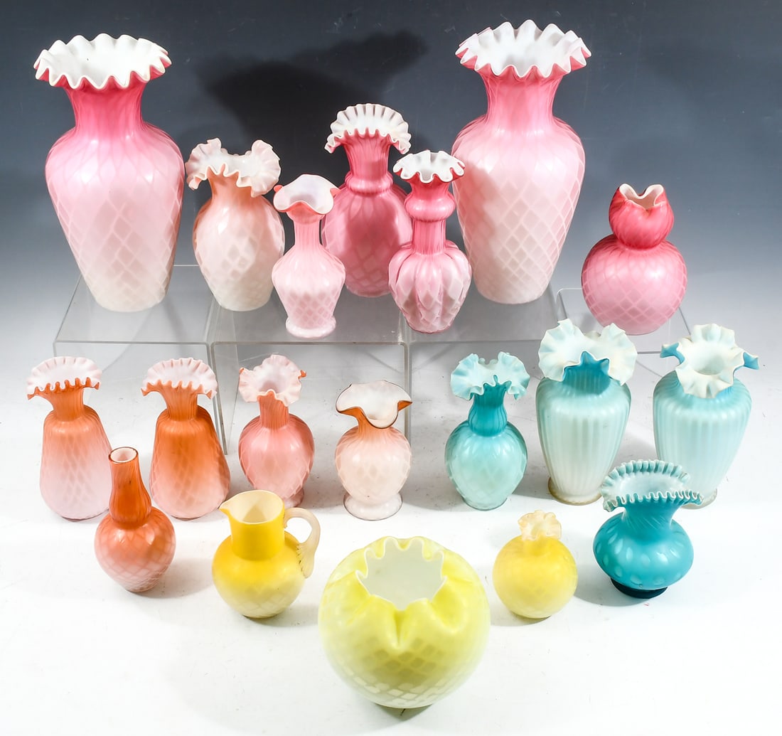 19 PC. VICTORIAN DIAMOND QUILTED ART GLASS VASES (1 of 5)