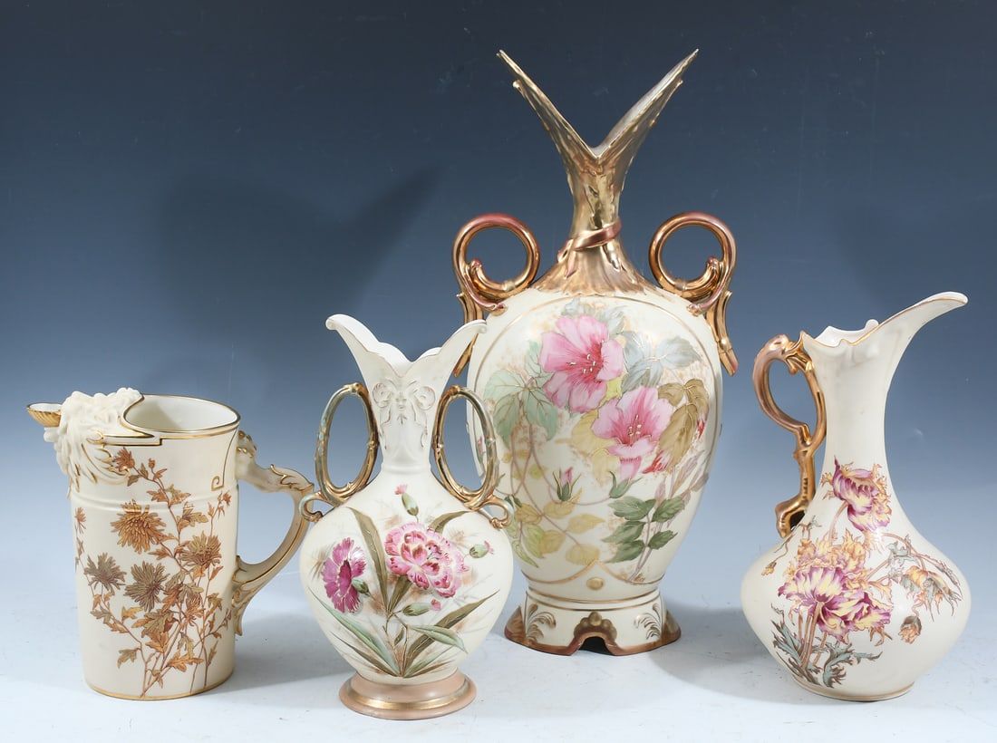 4 PC. ROYAL WORCHESTER & ROYAL WETTINA PORCELAIN (1 of 3)