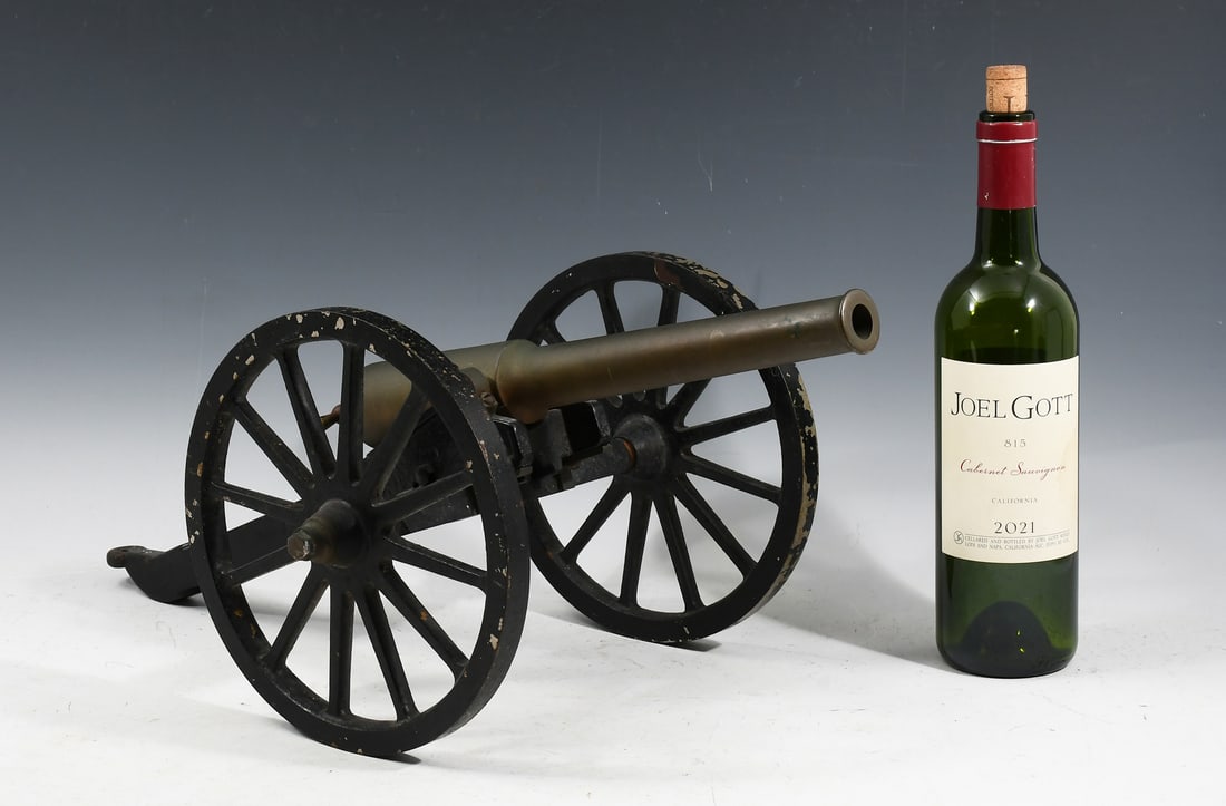 FUNCTIONING BRASS CANNON (1 of 6)