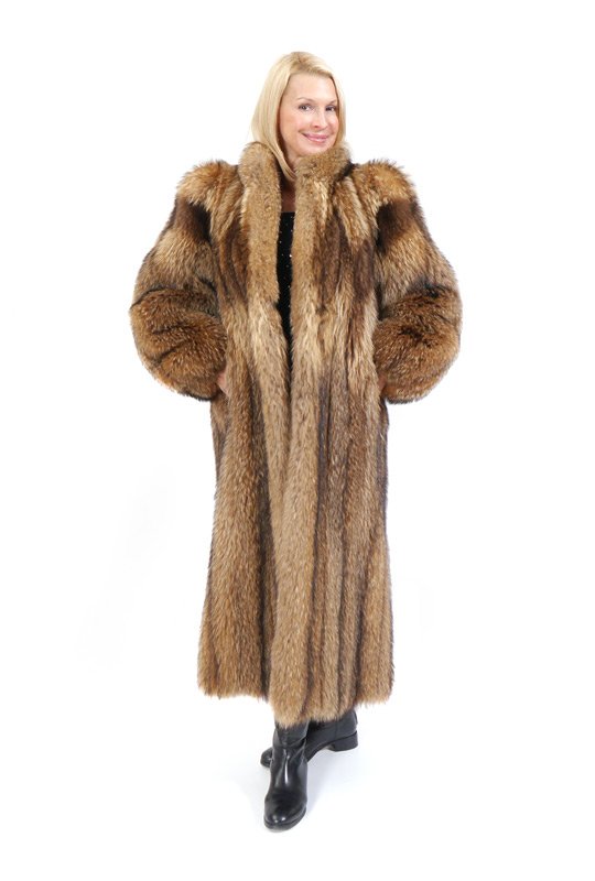 TANUKI ASIATIC RACCOON FULL LENGTH FUR COAT - Feb 23, 2014 | Burchard