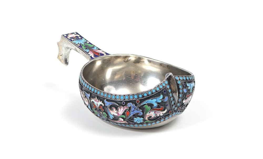 RUSSIAN ENAMELED SILVER KVOSH: RUSSIAN ENAMELED SILVER KVOSH: Foliate motif enamel, marked with unknown cyrillic maker IS, dated 1895. Measures 1 1/2" x 4 5/8". Approx. 3.3 troy oz.