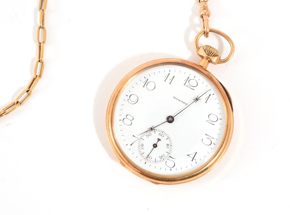 14K GOLD E. HOWARD POCKET WATCH & KNIFE: 14K GOLD E. HOWARD POCKET WATCH & KNIFE: 17 Jewel, serial #1178250. Case # 145674. William Merner III Estate.