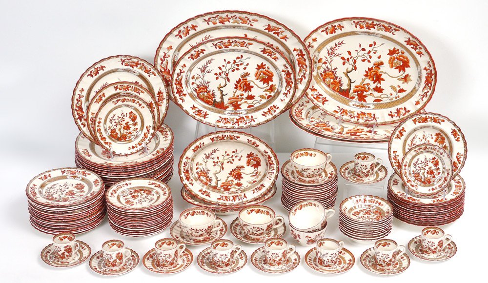 153 PIECE COPELAND SPODE INDIA TREE CHINA: COPELAND SPODE INDIA TREE CHINA: Approx. 153 pieces to include 18 dinner plates (10"). 18 salad plates, 18 bread plates, 14 soup bowls, 12 dessert bowls, 19 cups, 20 saucers, 10 demi-tasse cups, 10 sa