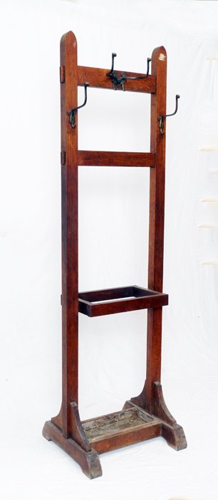 CRAFTSMAN COAT RACK UMBRELLA STAND: CRAFTSMAN COAT RACK UMBRELLA STAND: Arts & Crafts style with 4 metal hooks, missing lower insert. Overall 70" h. x 20" x 18".