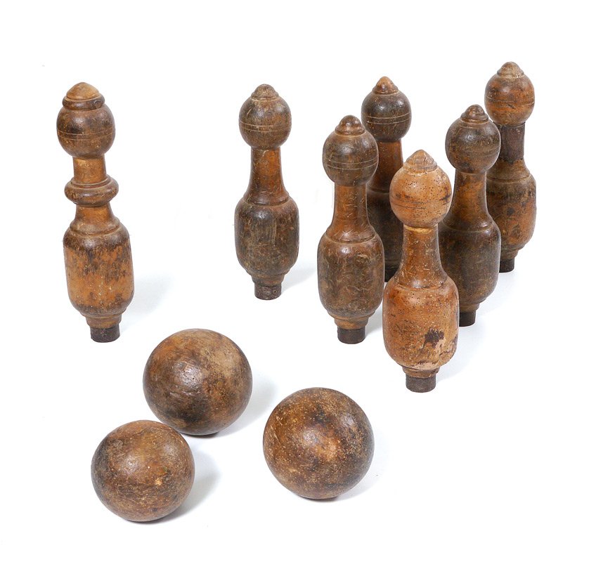 1850 ITALIAN LAWN BOWLING GAME: 1850 ITALIAN LAWN BOWLING GAME: Set of 7 pins (17" h. x 4"), and 3 balls (the 2 larger 5" dia.).