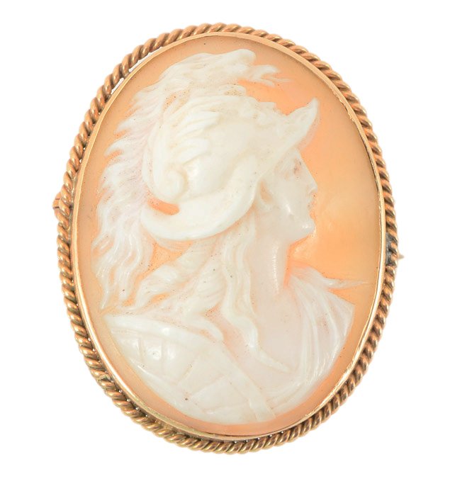 14K GOLD FRAMED CAMEO SOLDIER WARRIOR: 14K GOLD CAMEO PENDANT / BROOCH: Yellow gold framed high profile carved shell cameo of a Roman soldier. 1 1/2'' x 1 1/4''.