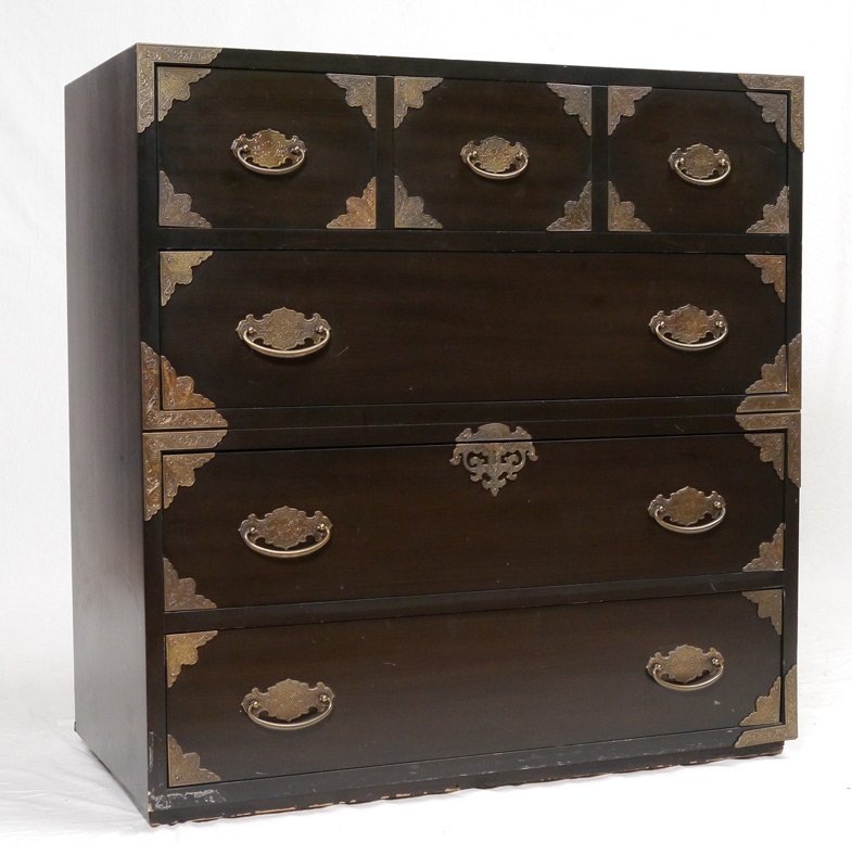THOMASVILLE CHINESE STYLE 4 DRAWER CHEST: THOMASVILLE CHINESE STYLE 4 DRAWER CHEST: 4 drawers with applied metal decoration to create an oriental flair. Thomasville marked inside drawer. Overall measures 37" h. x 36" x 18".