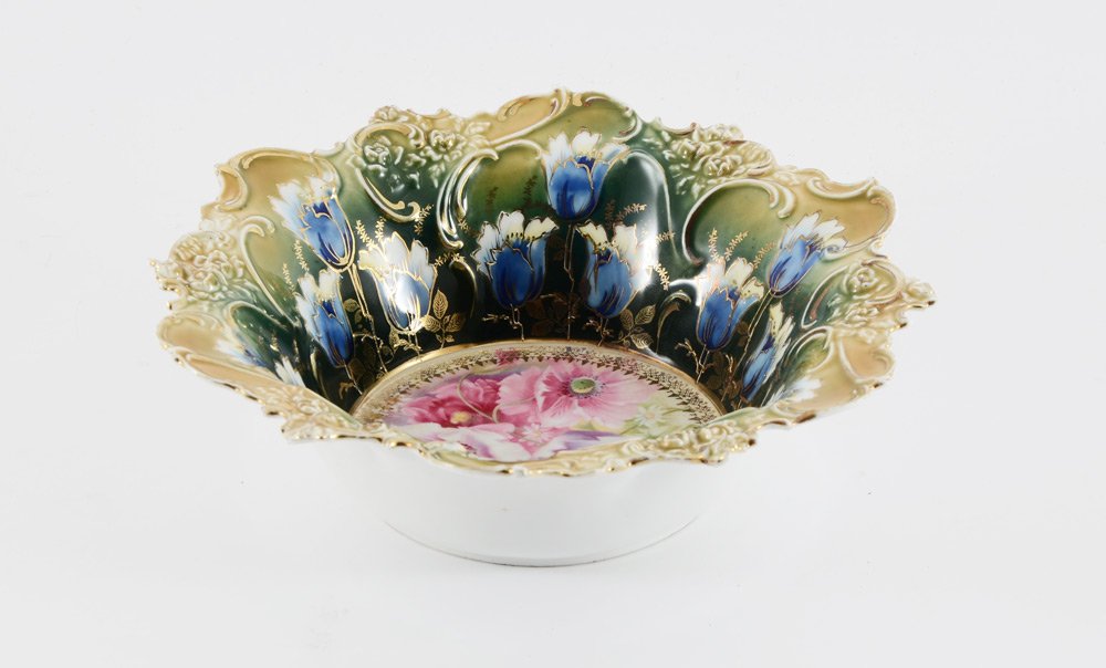 RS PRUSSIA ORNATE BOWL: RS PRUSSIA BOWL: Ornate floral mold and decoration. Red wreath mark, 10 1/4" dia. x 3" deep.
