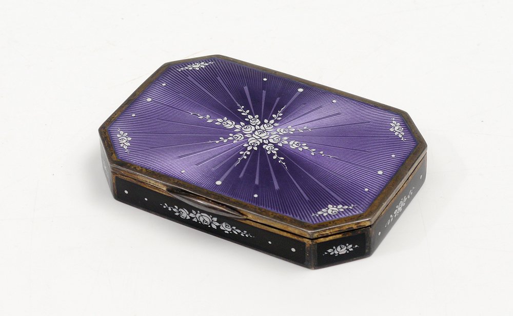 CONTINENTAL STERLING GUILLOCHE COMPACT: CONTINENTAL STERLING GUILLOCHE COMPACT: Purple guilloches with applied white floral enamel decoration, vermeil interior. Marked on base with unknown maker / importers hallmarks and London import hallm