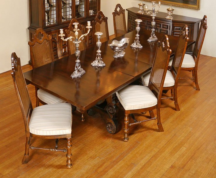 DREXEL VILLA ESCALANTE DINING ROOM TABLE & CHAIRS: DREXEL VILLA ESCALANTE DINING ROOM TABLE & CHAIRS: Spanish Revival style. 9 pieces total in the Villa Escalante collection from Drexel to include TABLE (29" h. x 70" x 42") with 2 18" leaves and table