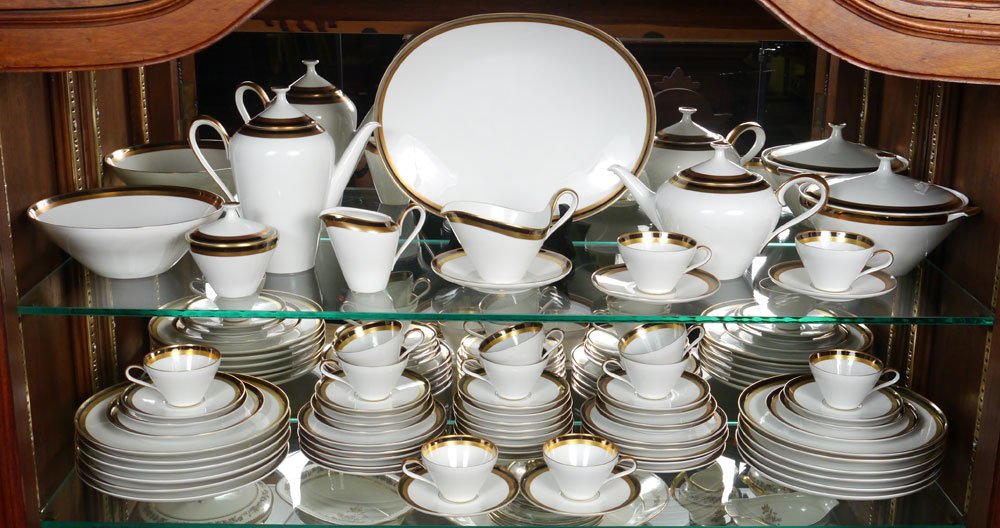 HEINRICH BAVARIAN METALLIC RIM FINE CHINA FOR 12: HEINRICH METALLIC RIMMED FINE CHINA SERVICE FOR 12: Two and three tone metallic rims on pure white. Approx. 68 pieces to include 12 each of dinner plates (10 3/8''), salad plates, bread plates, cups, 