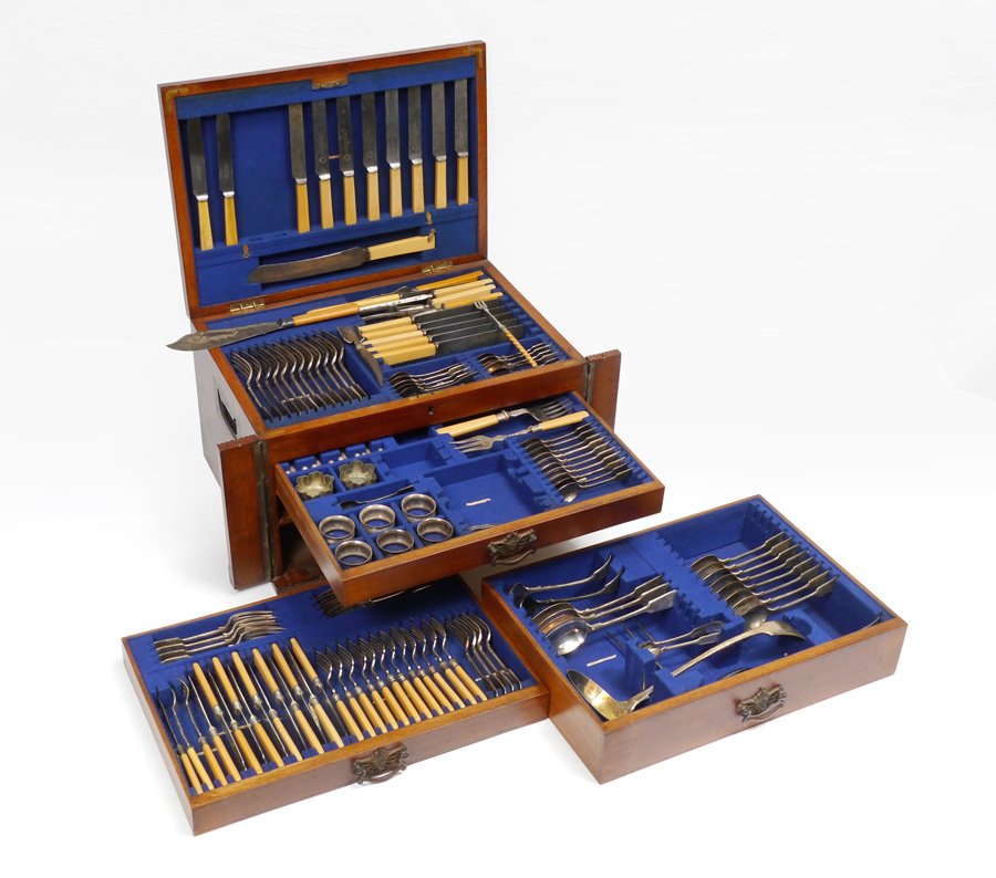 ENGLISH SILVERWARE FLATWARE IN PRESENTATION BOX: ENGLISH SILVERWARE FLATWARE IN PRESENTATION BOX: Nearly complete set service for 12 in presentation box with fitted compartments. Approx. 117 pieces, many with ivorine handles, to include 12 forks, 12
