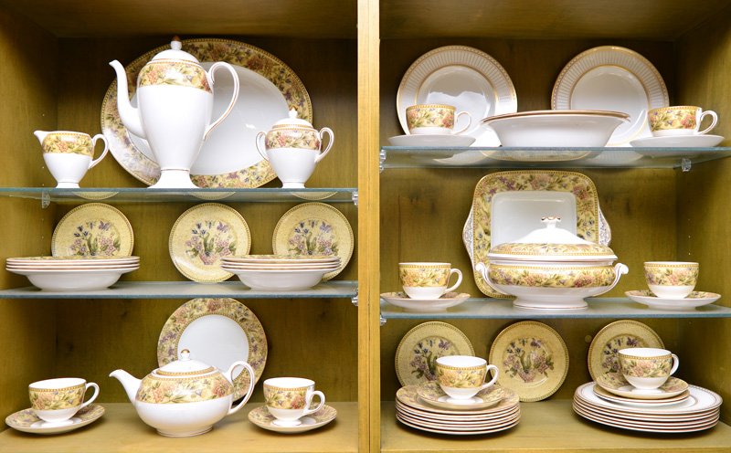 WEDGWOOD FLORAL TAPESTRY CHINA FOR 8: WEDGWOOD FLORAL TAPESTRY FINE CHINA: 49 piece service to include 8 each of dinner plates, salad plates, bread plates, cups and saucers. Serving pieces are the coffee pot, teapot, creamer, sugar, 2 ope