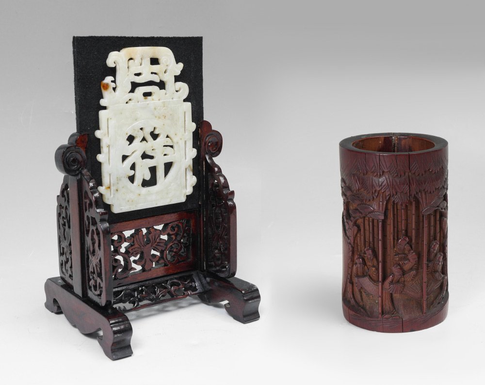 CHINESE CARVED TABLE SCREEN & BRUSH POT: CHINESE CARVED TABLE SCREEN & BRUSH POT: 2 pieces total to include 1) Table screen with carved and pierced base, upper section replacement with applied stone carving to one side of felt panel. 10 1/2"