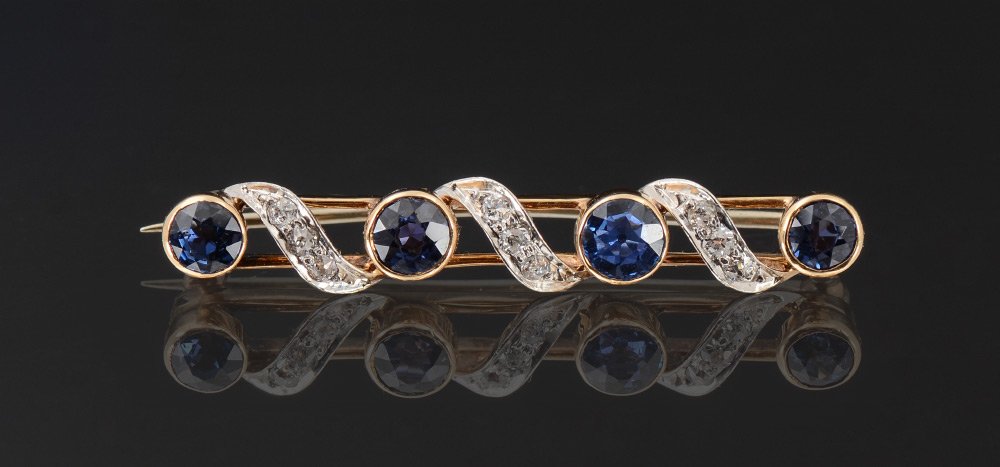 SAPPHIRE & DIAMOND PIN 14K GOLD (1 of 1)