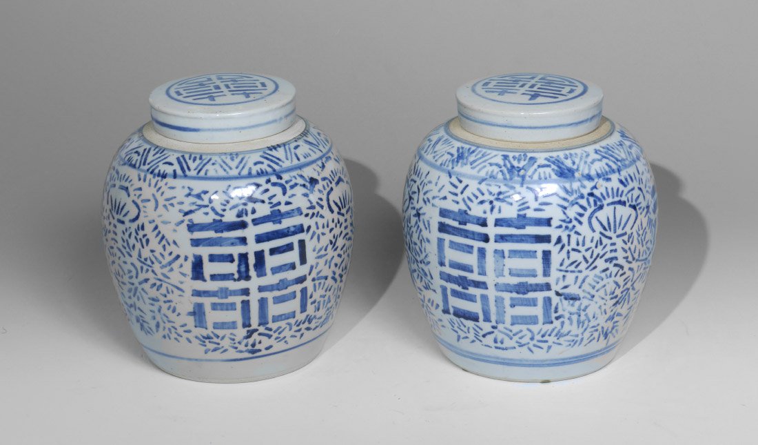 PAIR CHINESE BLUE & WHITE GINGER JARS (1 of 5)