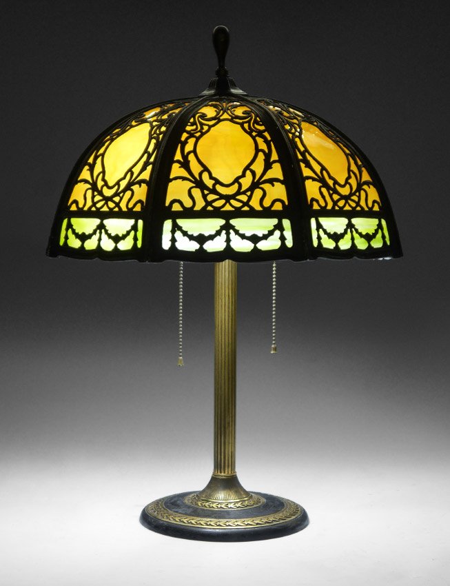 BRADLEY & HUBBARD BENT PANEL SLAG GLASS LAMP (1 of 5)
