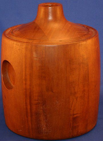 GEORG JENSEN INC HENNING KOPPEL TEAK ICE BUCKET: GEORG JENSEN INC HENNING KOPPEL TEAK ICE BUCKET: Circular inset handles to each side and into lid, permanent plastic insert, marked to bottom Georg Jensen Inc Henning Koppel Design Made in Denmark, ap