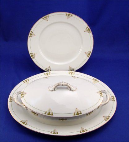 AUSTRIAN ART NOUVEAU FINE CHINA SERVICE: AUSTRIAN ART NOUVEAU FINE CHINA SERVICE: Ca. 1884-1909, Moritz Zdekauer Royal Austria China. 63 piece service for 8 to include 8 dinner plates, salad plates, bread plates, soup bowls, cups and saucers