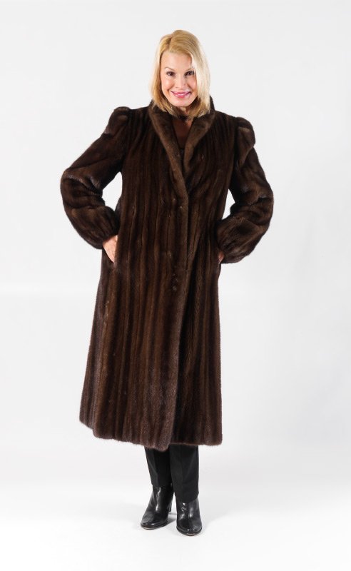 LUNARAINE FULL LENGTH MINK FUR COAT: FULL LENGTH LUNARAINE MINK COAT: Custom/tailor made, size 6, from Sam Bifano Furs in Dallas, TX. Always kept in professional cold storage. Measures approx. 45" collar to hem, 17" shoulder to shoulder