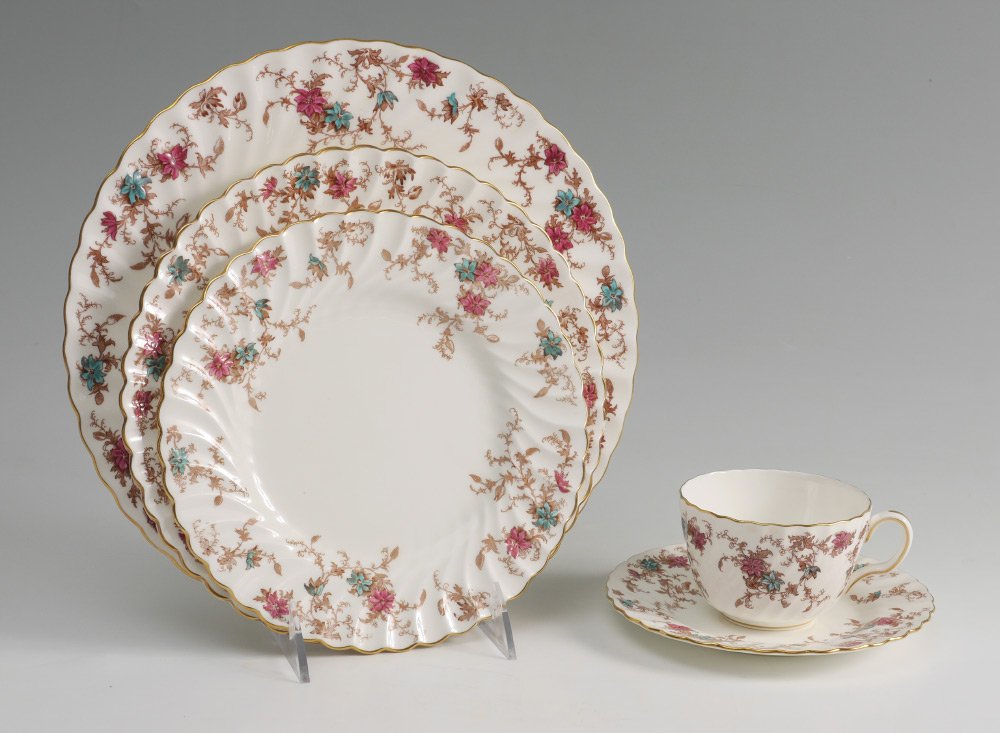 MINTON ANCESTRAL PATTERN CHINA DINNER SERVICE