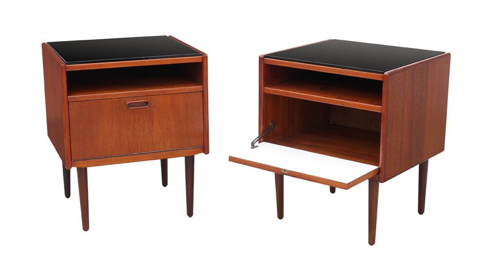 2 BORGE MOGENSEN SOBERG MOBLER TEAK NIGHT STANDS: 2 BORGE MOGENSEN FOR SOBERG MOBLER TEAK NIGHTSTANDS: Mid Century Danish teak nightstands, open shelf over fall front door, turned legs, fitted smoky glass tops. Overall measures 23 1/4'' h. x 19 1/2''