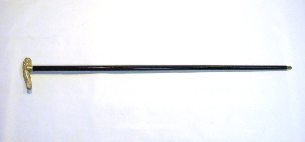 19th C. Sword Cane w. Solingen Concealed Blade: Expertly made high quality concealed weapon. Horn and silver handle over an ebonised shaft with its original nickel ferule. Marks on the silver parts, which are somewhat worn and hard to make out, but